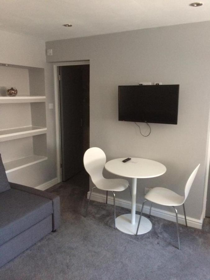 Stafford Apartments エクステリア 写真